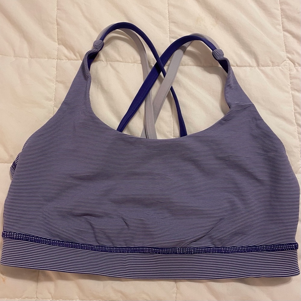 Lululemon Womens Size 6 Energy Bra, medium support, purple stripe